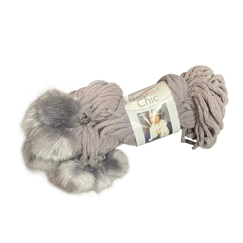 Red Heart Boutique Chic Yarn Ivory Faux Fur Pom Pom Bulky Weight 60 Yds LW2965